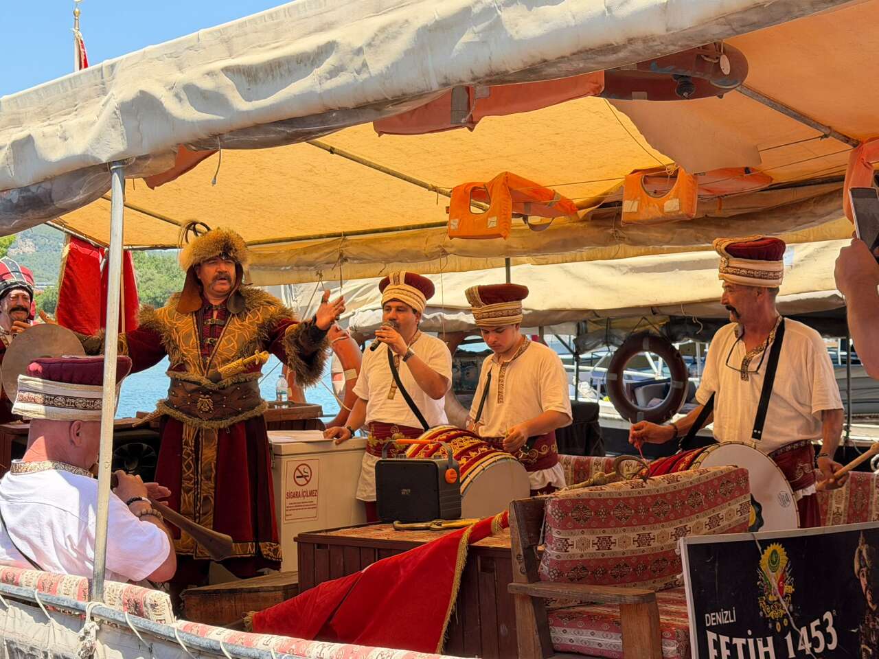 Dalyan’da Geleneksel Sünnet Şöleni Coşkusu Tekne Turu ile Başladı 11